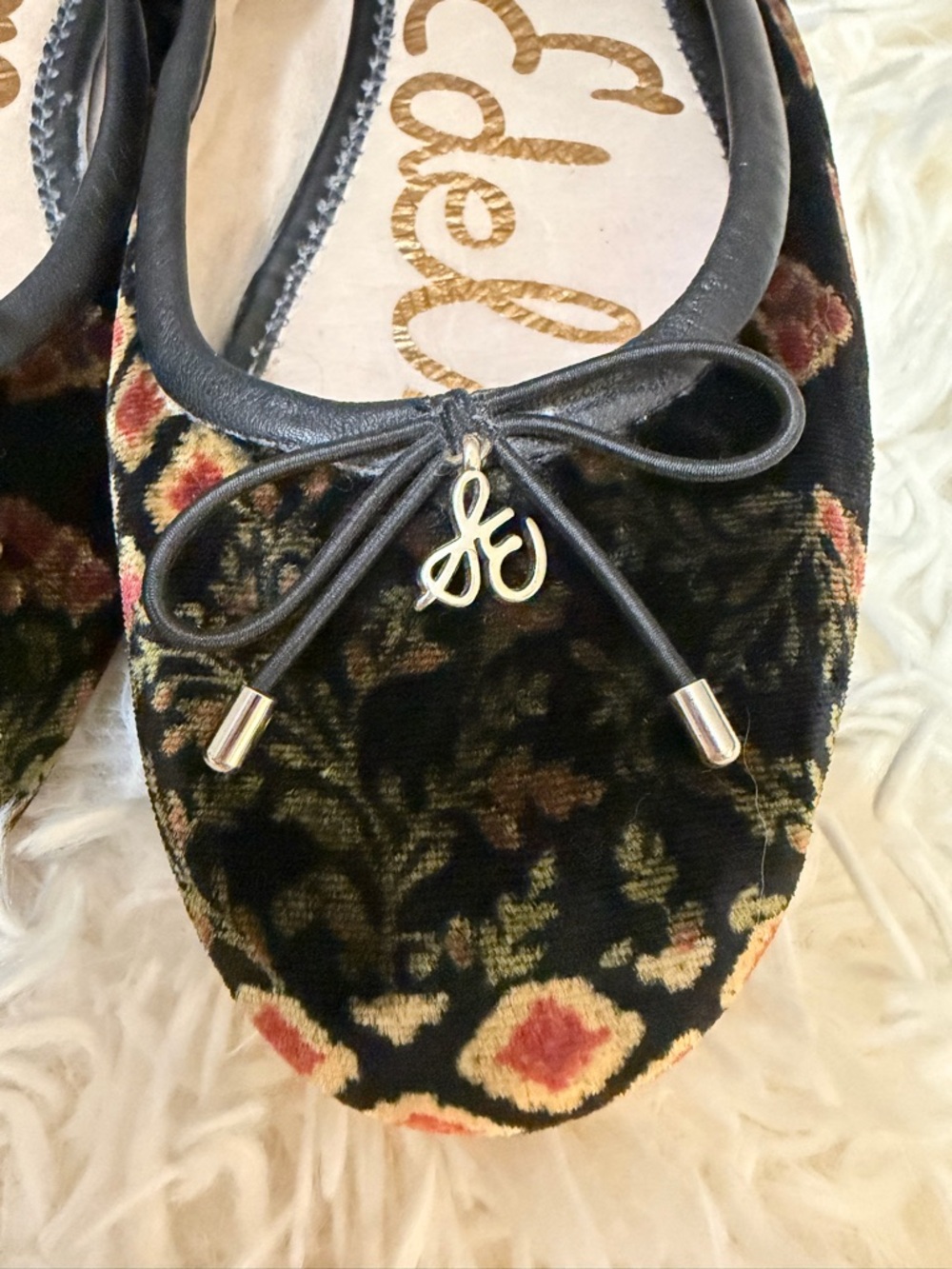 Sam Edelman Black Hombre Velvet Ballet Flats size 6.5